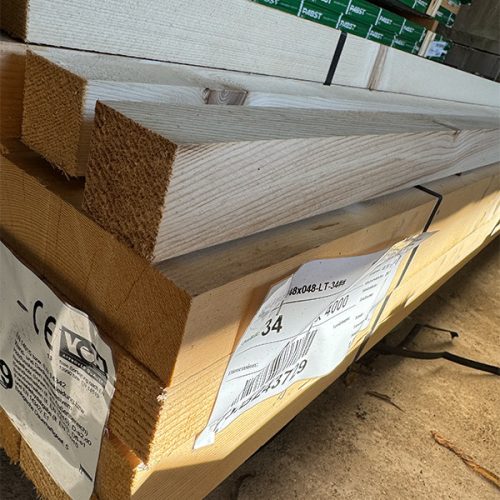 Egalizált léc (szárított, méretpontos) 48x48x4000 mm 